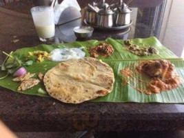 Kamat Yatri Nivas food