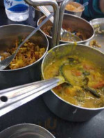 Sri Gayatri Bhavan food