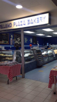 Welland Plaza Bakery inside
