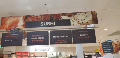 Sushi Izu inside