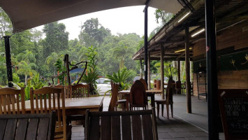 Daintree Siesta Accommodation Campground (formerly Lync Haven) inside