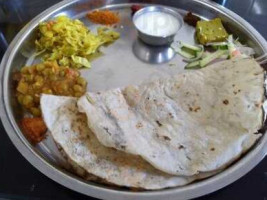 Guru Basappa Lingayat Khanawali food
