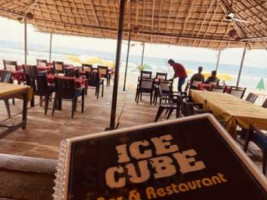 Ice Cube Bar Restaurant outside