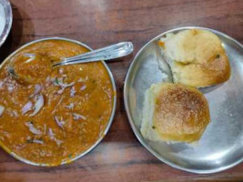 Mamas Pav Bhaji food