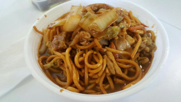 Noodle Heaven food