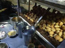 Shayam Chat Bhandar food