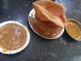 Bhatia Puri Wala food