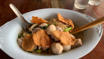 ก๋วยเตี๋ยวปุ๊บปั๊บ food