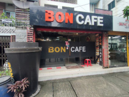 Bon Cafe Uttara outside