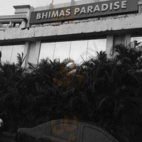 Bhimas Paradise outside
