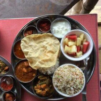 Gopi Guest House And Roof food