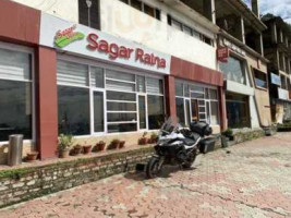 Sagar Ratna outside