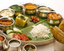 Yogendra Residency-maharaja food