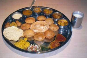 Gormeh Thaal Gujarati Thaali food