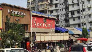 Cafe Noorani food