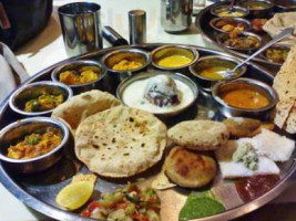 Rahul Chaat Bhandar food
