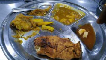 Pandit Babu Ram Devi Dayal food