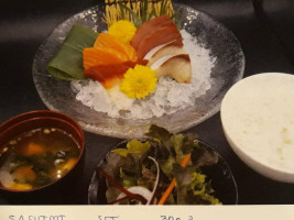 Torotoro Sushi Japanese food
