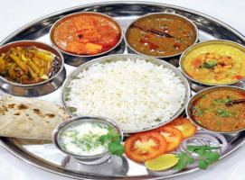 Char Pahar Char Item food