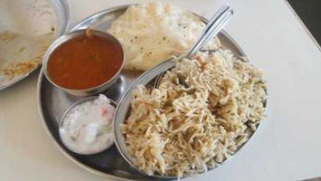Siddhivinayak Uphargriha food