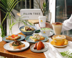 Fù Jǐn Shù Kā Fēi Fujin Tree Cafe food