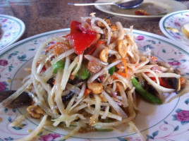 ร้านส้มตำป้าราตรี ส้มตำด่าน food