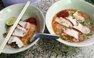 ก๋วยเตี๋ยวยายน้อย ต้นตำหรับก๋วยเตี๋ยวสุโขทัย food