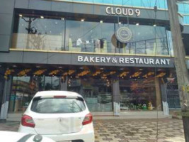 Cloud 9 Bakery food