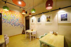 Ph Cafe- Psychedelic Hues food