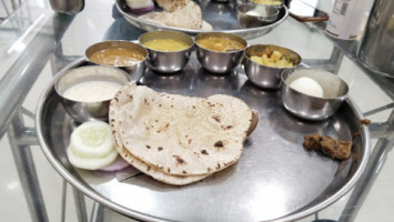 Arihant Thali food