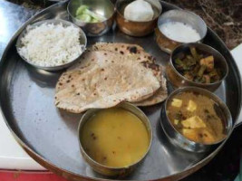 Shri Kanak Sarkar Rasoi food
