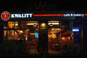 Kwality Cafe&bakery inside