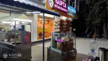 Gupta Mithai Bhandar food