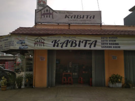 Rm Kabita outside