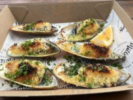 Mills Bay Mussels Tasting Room Eatery food