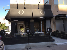 'o ' Cafe outside