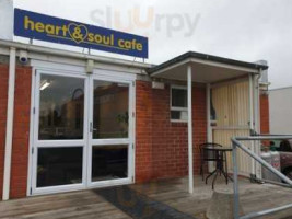 Heart And Soul Cafe (2004) outside