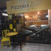 Pizzeria Bella inside
