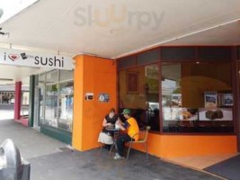 Sakim Sushi outside