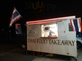 Pon's Thai Food Takeaway outside