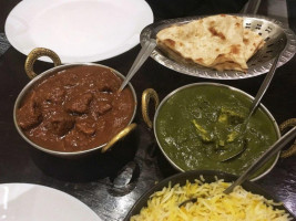 Daawat Indian Restaurant food