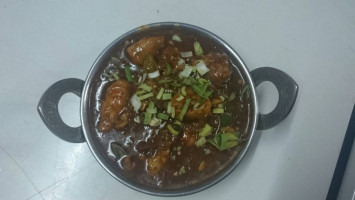 Dhiya's Kitchen food