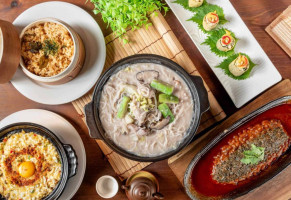 Chán Fēng Chá Lóu food