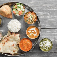 Indian Tandoori Palace food