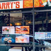 Harry's Singapore Chilli Crab inside