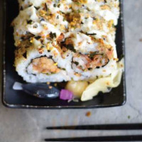 sushi sushi food