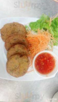 Poemphun Thai Takeaway food