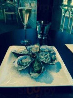 The Loft Oyster And Wine food