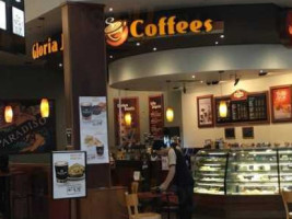 Gloria Jean's food