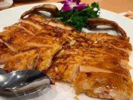 Liù Fú Hǎi Xiān Jiǔ Jiā food